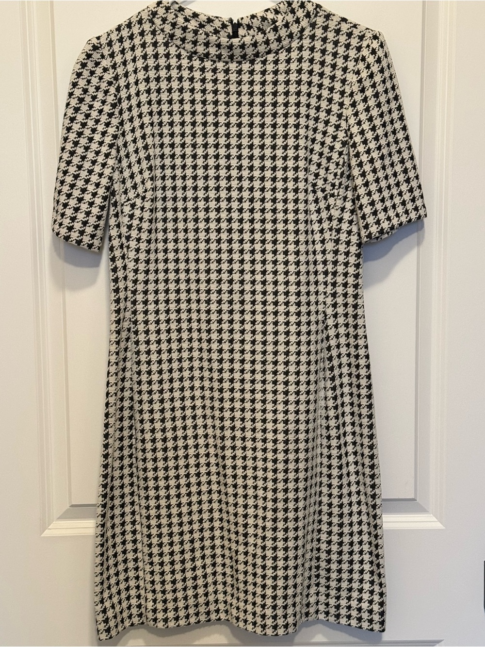 Chaps Classic Black and White Houndstooth Midi Dress